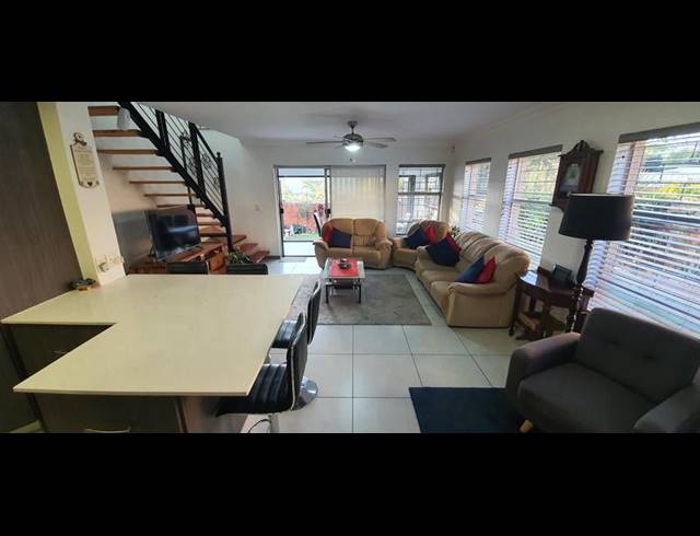 3 BEDROOM TOWNHOUSE FOR SALE IN KYALAMI HILLS